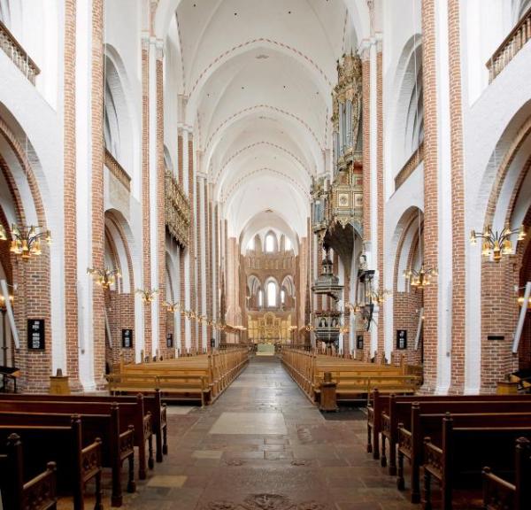 Kirkegang i Roskilde Domkirke 