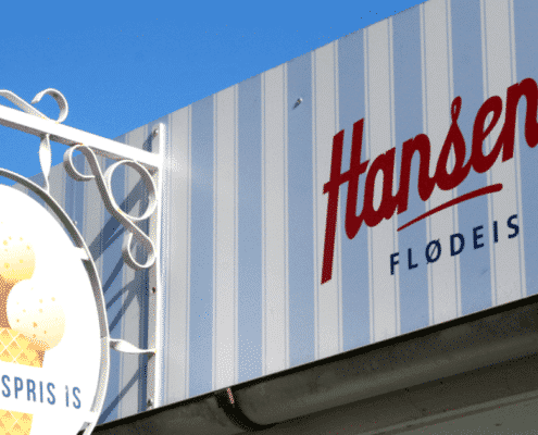 Hansens Ismejeri og Café - Jægerpris ved Frederikssund - Hansens Flødeis - butik